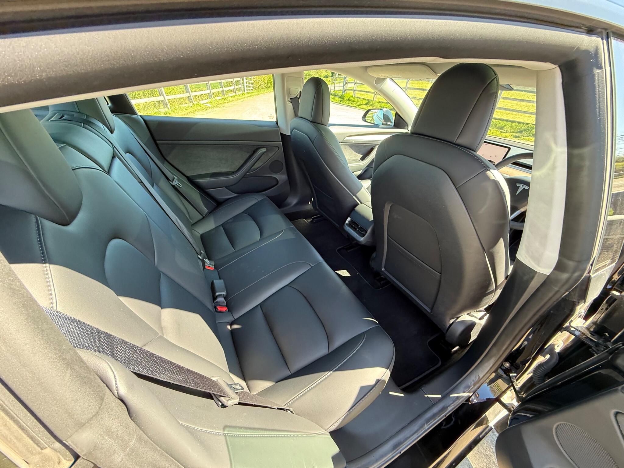 Tesla Model 3 Saloon 4dr Electric Auto RWD (241 bhp) — photo 93 of 114